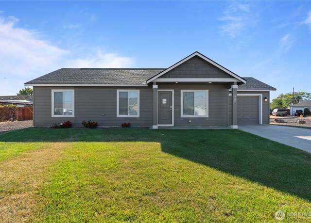 Property at 1325 Shaw St, Moses Lake, WA 98837, 3 beds, 2 baths