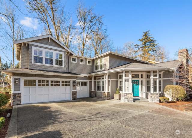 Property at 11329 106th Ave NE, Kirkland, WA 98033, 4 beds, 2.5 baths