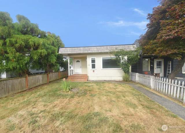 Property at 3514 Hoyt Ave, Everett, WA 98201, 3 beds, 2 baths