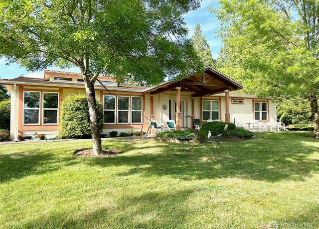 Property at 1661 E Thomas Rd, Grapeview, WA 98546, 3 beds, 2.5 baths