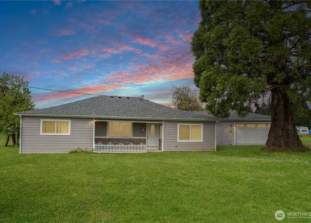 Property at 343 Hawkins Rd, Winlock, WA 98596, 4 beds, 2.5 baths