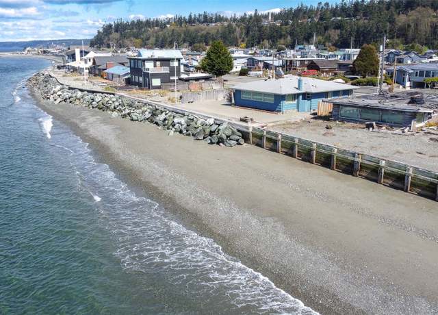 Property at 3780 Oceanside Dr, Greenbank, WA 98253, 2 beds, 1 bath