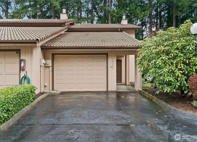 Property at 12427 129th Ave E, Puyallup, WA 98374, 2 beds, 2 baths