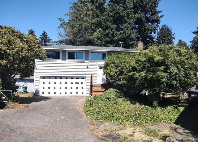 Property at 11306 25th Ave SW, Burien, WA 98146, 3 beds, 2.5 baths