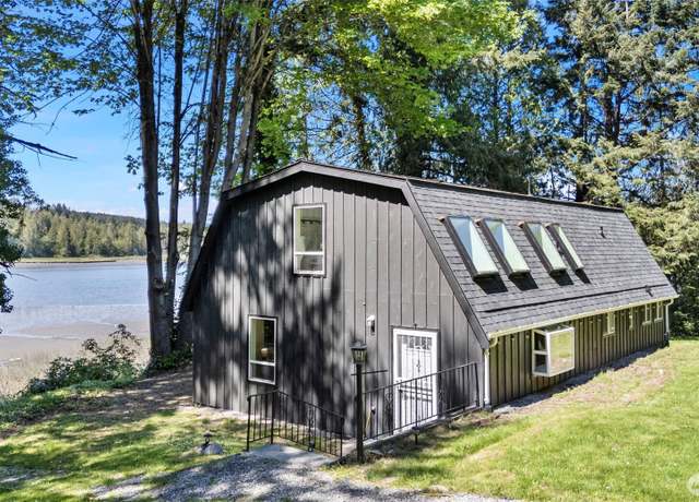 Property at 15802 67th Ave NW, Gig Harbor, WA 98332, 2 beds, 1 bath