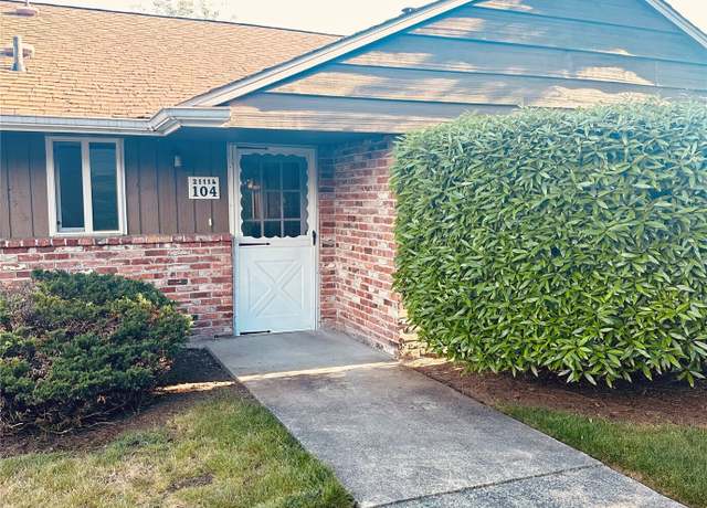 Property at 21114 77th Pl W #404, Edmonds, WA 98026, 2 beds, 1 bath