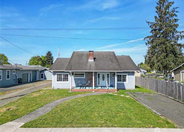 Property at 213 N Division, Elma, WA 98541, 4 beds, 2 baths