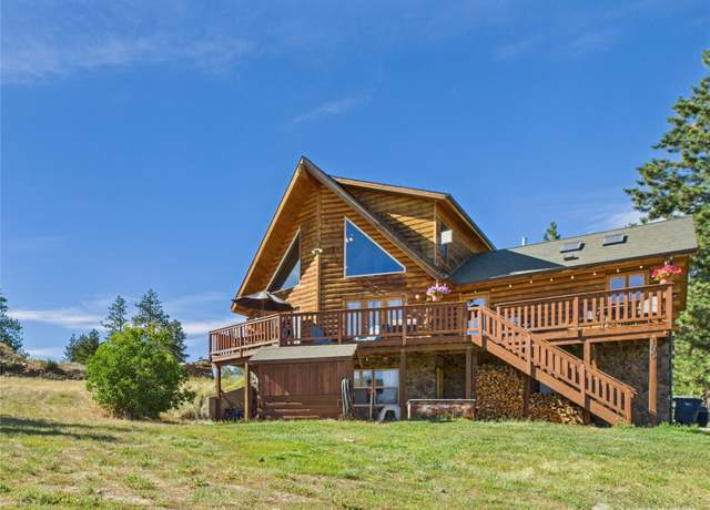 Property at 105 Chipmunk Trl, East Wenatchee, WA 98802, 3 beds, 3 baths