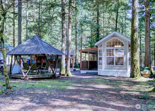 Property at 132 1 Jasper Trl, Deming, WA 98244, 1 bed, 1 bath