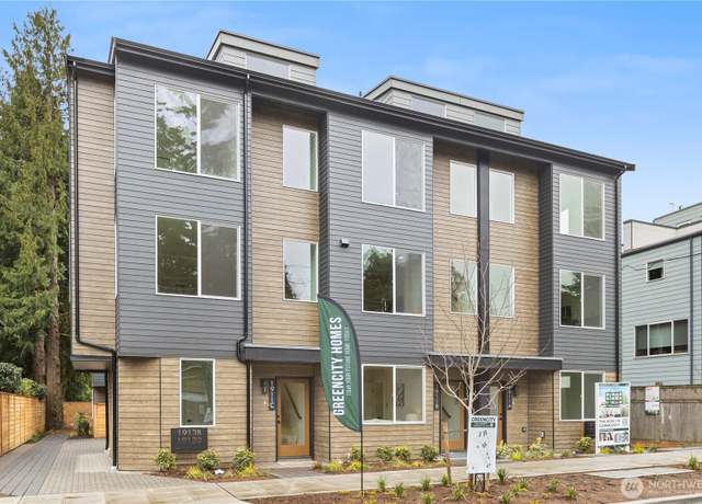 Property at 1911 A N 120th St, Seattle, WA 98133, 4 beds, 2 baths