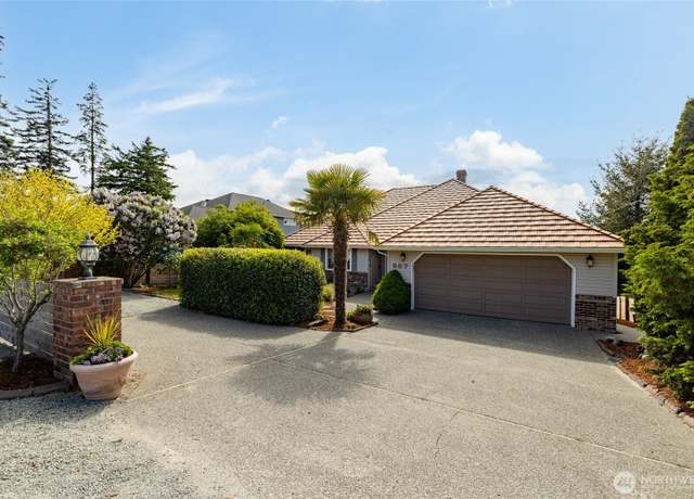 Property at 987 NW Camano Dr, Camano Island, WA 98282, 2 beds, 3 baths