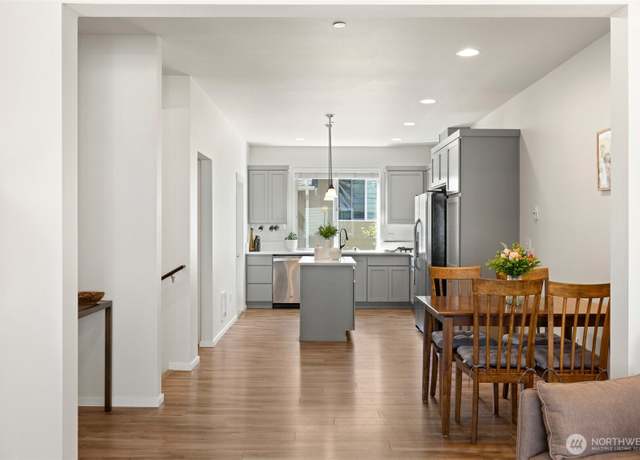 Property at 3312 156th St SW Unit E4, Lynnwood, WA 98087, 2 beds, 2.5 baths