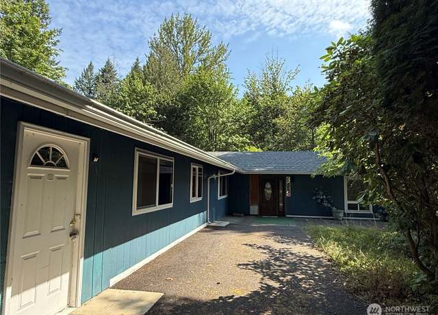Property at 15407 264th St E, Graham, WA 98338, 3 beds, 2 baths