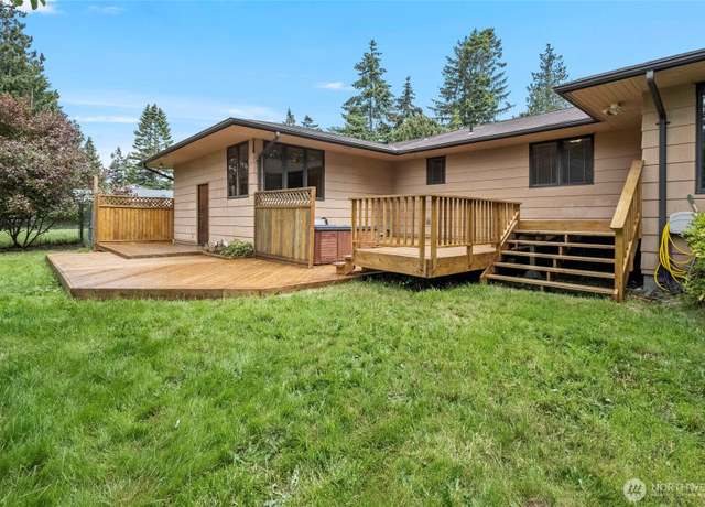 Property at 1288 Admirals Dr, Coupeville, WA 98239, 2 beds, 2 baths