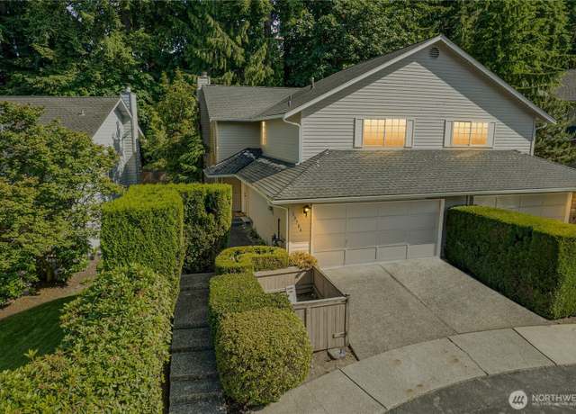 Property at 13506 NE 89th Ct, Redmond, WA 98052, 2 beds, 2.5 baths