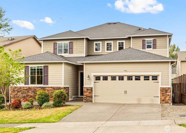 Property at 10421 12th St E, Edgewood, WA 98372, 4 beds, 3.5 baths