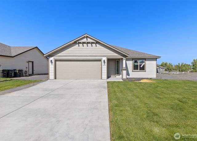 Property at 312 N Montana St, Moses Lake, WA 98837, 3 beds, 2 baths