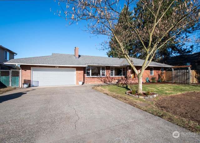 Property at 13516 NE 72nd St, Vancouver, WA 98682, 3 beds, 2 baths