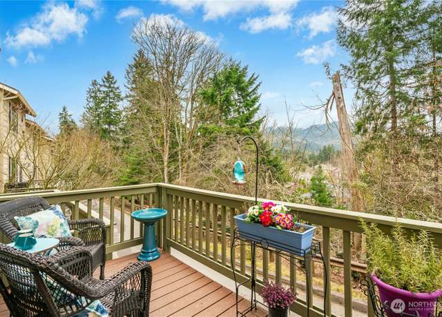 Property at 2149 NW Boulder Way Dr, Issaquah, WA 98027, 2 beds, 2.5 baths