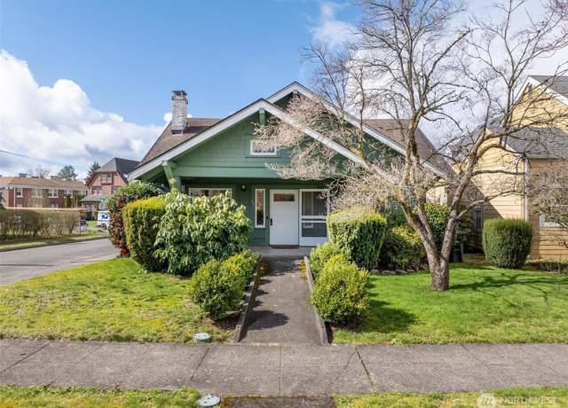 Property at 601 F St, Centralia, WA 98531, 3 beds, 2.5 baths