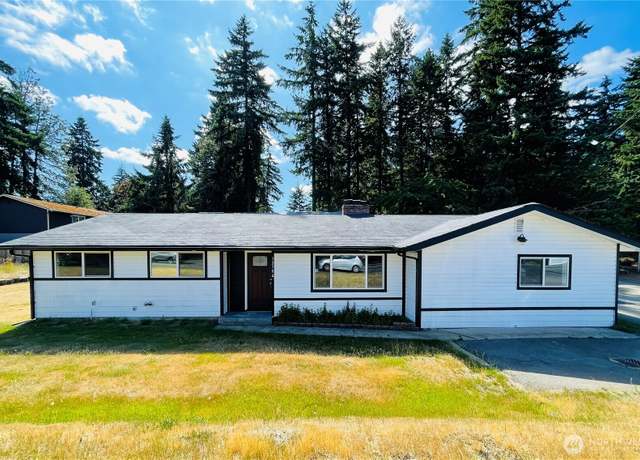 Property at 12706 94th Ave E, Puyallup, WA 98373, 3 beds, 2 baths