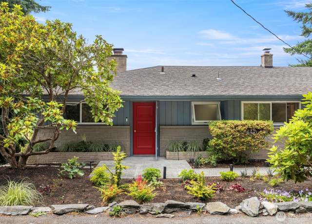 Property at 118 Highland Dr, Bellingham, WA 98225, 3 beds, 3 baths