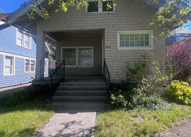 Property at 440 NE Campus St, Pullman, WA 99163, 6 beds, 3 baths