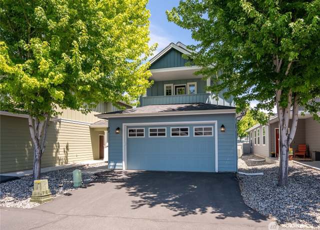 Property at 2452 NW Columbia Ave #25, East Wenatchee, WA 98802, 3 beds, 2.5 baths