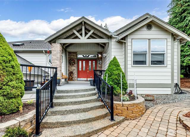 Property at 105 14th Ct, Sequim, WA 98382, 2 beds, 3.5 baths