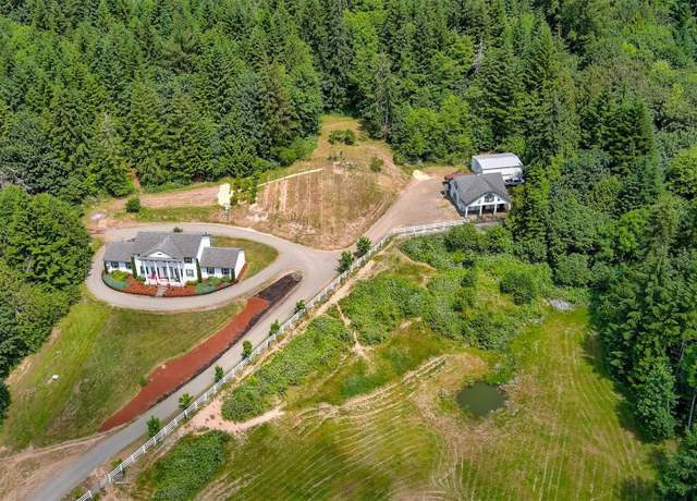Property at 12832 Hunter Rd SW, Rochester, WA 98579, 5 beds, 4.5 baths