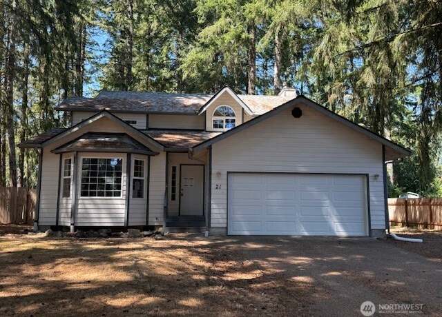 Property at 21 SE Shadowood Blvd, Shelton, WA 98584, 4 beds, 2.5 baths