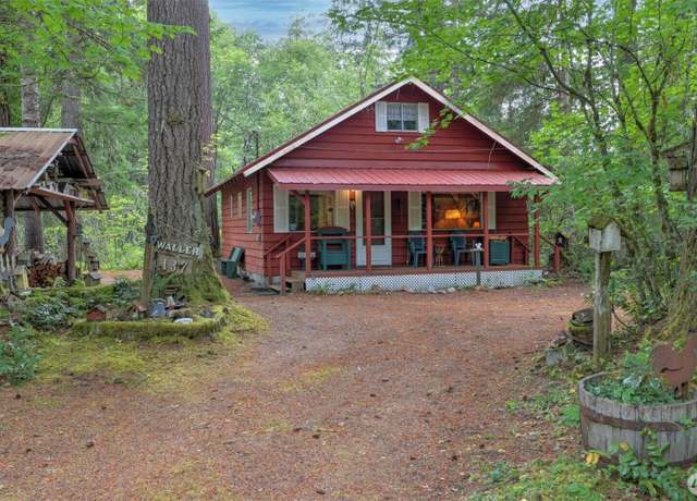 Property at 137 Nisqually Way, Ashford, WA 98304, 2 beds, 1 bath