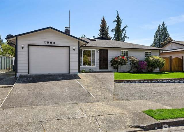 Property at 1902 21st St NE, Auburn, WA 98002, 3 beds, 2 baths