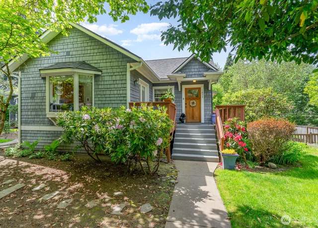 Property at 1833 3rd Ave, Kirkland, WA 98033, 4 beds, 4 baths