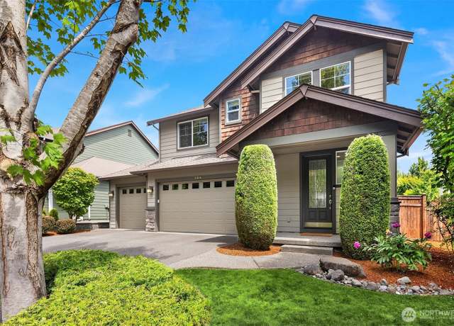 Property at 154 Hoquiam Ave NE, Renton, WA 98059, 4 beds, 2.5 baths