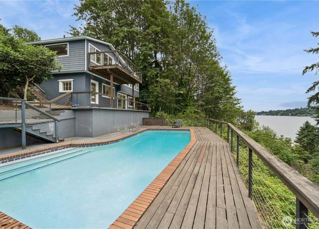 Property at 13722 42nd Ave NE, Seattle, WA 98125, 2 beds, 2 baths