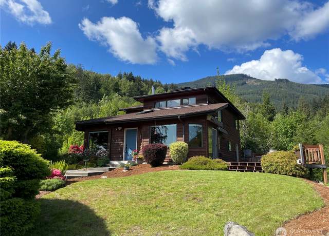 Property at 108 Long and Winding Rd, Randle, WA 98377, 3 beds, 2 baths