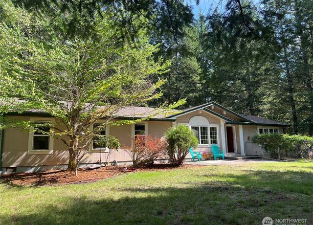 Property at 151 Roundwood Ln, Packwood, WA 98361, 3 beds, 2 baths