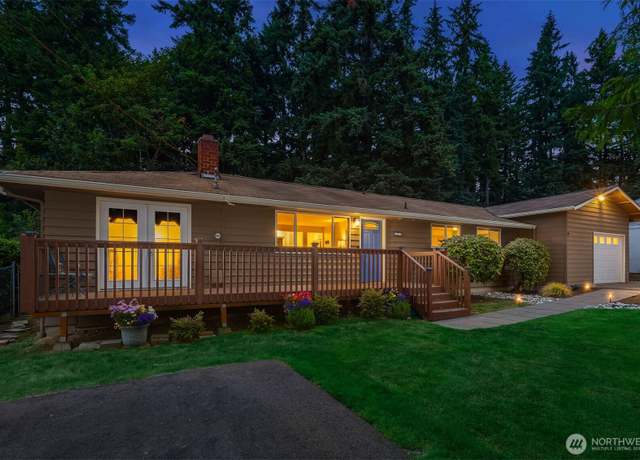 Property at 23318 3rd Pl W, Bothell, WA 98021, 3 beds, 3 baths