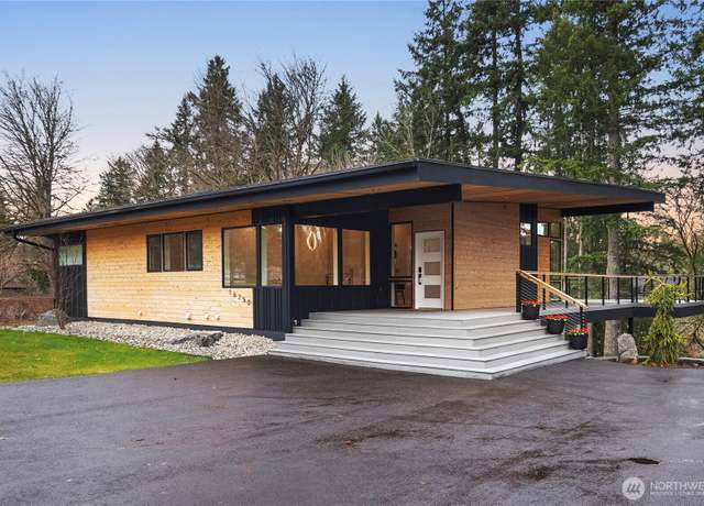 Property at 16250 SE Lake Moneysmith, Auburn, WA 98092, 4 beds, 3.5 baths