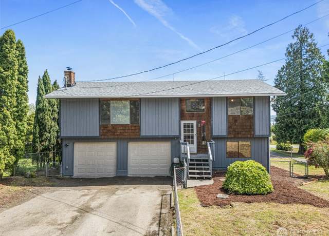 Property at 7391 E Grandview St, Port Orchard, WA 98366, 3 beds, 2 baths