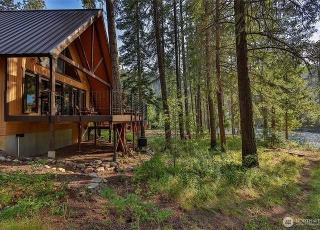 Property at 24302 Saddle St, Leavenworth, WA 98826, 3 beds, 1 bath