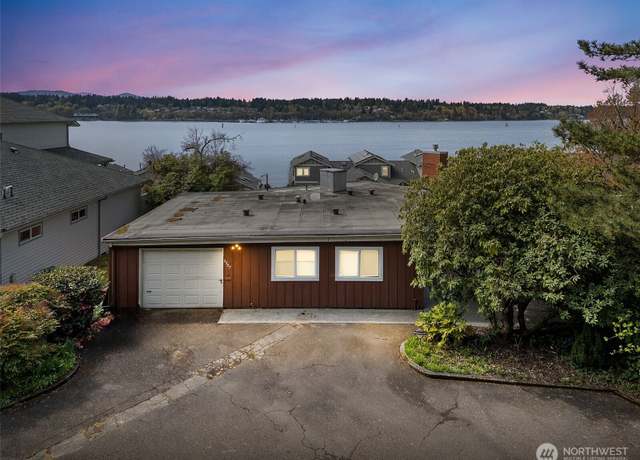 Property at 2207 E Bay Dr NE, Olympia, WA 98506, 2 beds, 1 bath