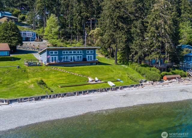Property at 727 Arbor Dr, Coupeville, WA 98239, 2 beds, 2 baths