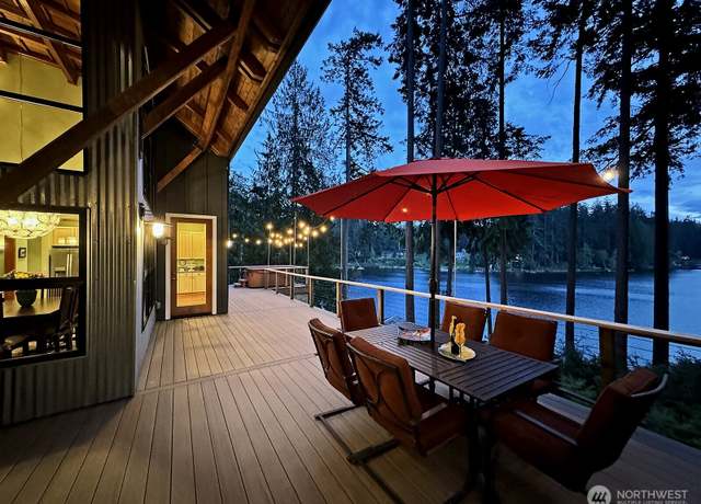 Property at 5177 Lakeside Dr, Langley, WA 98260, 2 beds, 2 baths