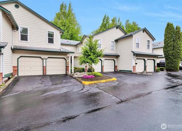 Property at 1131 115th St SW Unit M2, Everett, WA 98204, 3 beds, 2.5 baths