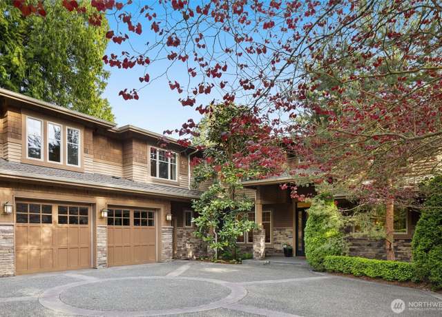 Property at 10827 NE 108th St, Kirkland, WA 98033, 5 beds, 6 baths