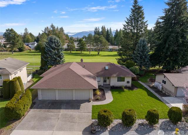 Property at 12371 Rainier Dr, Burlington, WA 98233, 3 beds, 2.5 baths