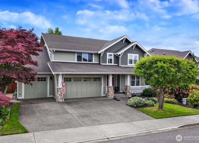 Property at 5625 Elizabeth Ave SE, Auburn, WA 98092, 5 beds, 2.5 baths