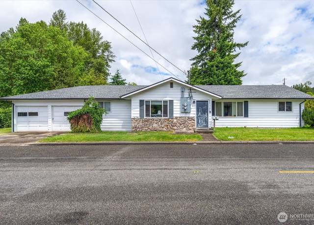 Property at 405 Redpath St, Kelso, WA 98626, 4 beds, 2 baths